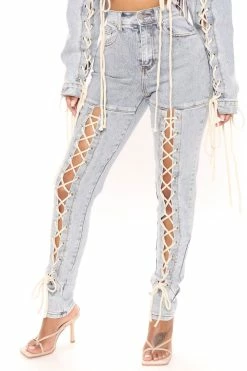 Fashion Nova Can't Keep Up Skinny Jeans - Light Blue Wash