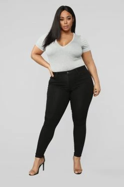Fashion Nova Classic Mid Rise Skinny Jeans - Black