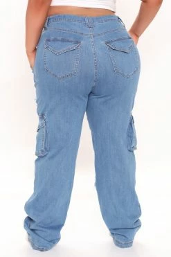 Fashion Nova Can't Be Knocked Down Cargo Boyfriend Jeans - Medium Blue Wash