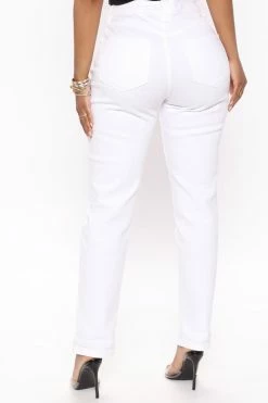 Fashion Nova Affair Of The Heart Mom Jeans - White