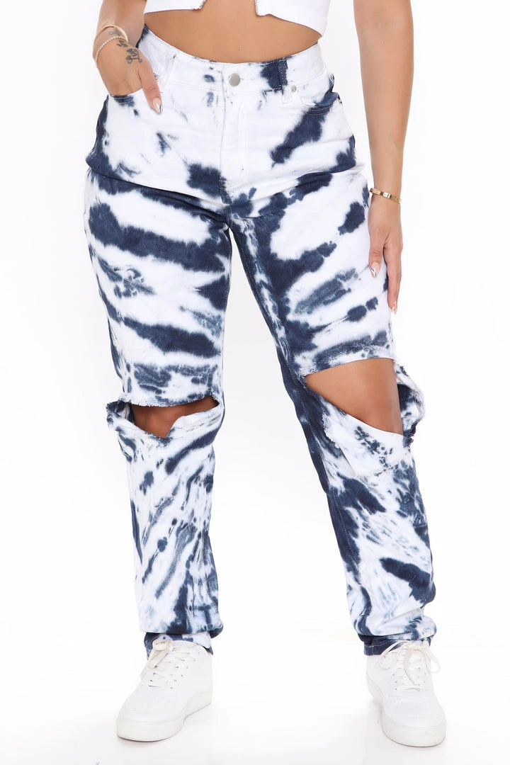 Hot Sale ๐ Fashion Nova Stormy Clouds Stretch Tie Dye Mom ๐ Jeans - White/Blue ๐ฅ 4 Fashion Nova Stormy Clouds Stretch Tie Dye Mom Jeans - White/Blue