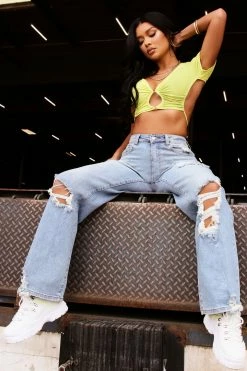 Fashion Nova Searched Far And Wide Leg Jeans - Medium Blue Wash Baggy Jeans