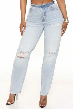 Fashion Nova Bring It Straight Leg Jeans - Light Blue Wash