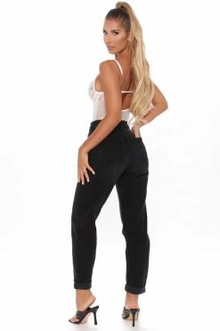 Fashion Nova Affair Of The Heart Mom Jeans - Black