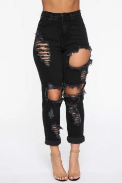 Fashion Nova Driving Me Crazy Boyfriend Jeans - Black