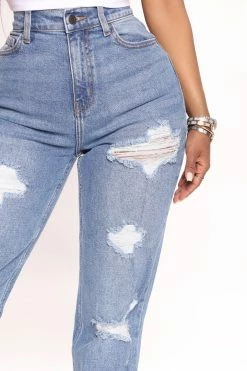 Fashion Nova Downtown Distressed 90's Mom Jeans - Medium Wash
