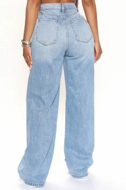 Fashion Nova Stuck On You '90s Baggy Jeans - Medium Blue Wash