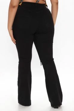 Brand new ๐ Fashion Nova Here To Stay Flare ๐ Jeans - Black โ 17 Fashion Nova Here To Stay Flare Jeans - Black