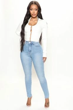 Fashion Nova Brunch Babe Smoothing Stretch Skinny Jeans - Light Blue Wash