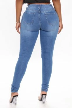 Fashion Nova Averie Mid Rise Skinny Jeans - Medium Wash