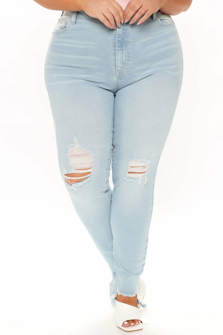Fashion Nova Manchester Vintage Stretch Fray Hem Skinny Jeans - Light Blue Wash