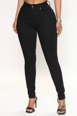 Fashion Nova Keep It Clean Booty Lifting Skinny Jeans - Black