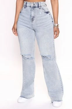 Fashion Nova Not Sorry Knee Slit Straight Leg Jeans - Light Wash