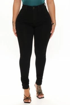 Fashion Nova Classic Beauty Booty Lifter Skinny Jeans - Black