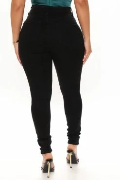 Fashion Nova Classic Beauty Booty Lifter Skinny Jeans - Black