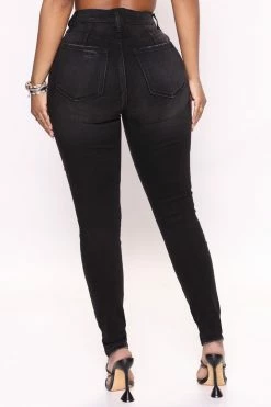 Fashion Nova Classic Curvy Ripped Skinny Jeans - Black Wash