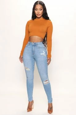 Fashion Nova Sneaking Out Stretch Skinny Jeans - Medium Wash