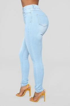 Fashion Nova Sedona High Rise Skinny Jean - Light Blue Wash