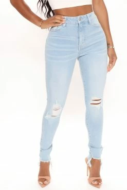 Fashion Nova Manchester Vintage Stretch Fray Hem Skinny Jeans - Light Blue Wash