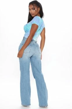 Fashion Nova Searched Far And Wide Leg Jeans - Medium Blue Wash Baggy Jeans
