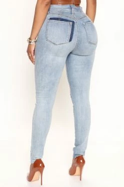 Fashion Nova Deja Vu Curvy Stretch Skinny Jeans - Light Blue Wash