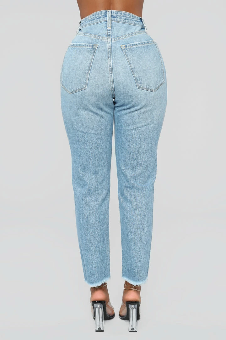 Flash Sale ❤️ Fashion Nova Jammin' On Boyfriend 👖 Jeans - Light Wash 👍 12 Fashion Nova Jammin' On Boyfriend Jeans - Light Wash