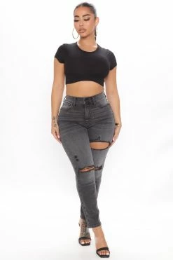 Fashion Nova Listen To Me Ripped Slim Mom Jeans - Black
