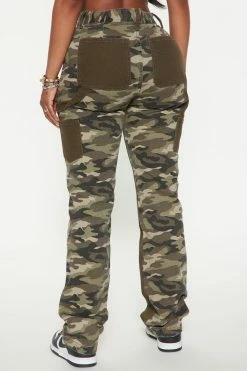 Best Pirce 🔥 Fashion Nova Eye To Eye Zero Stretch Carpenter 👖 Jeans - Camouflage 🌟 7 Fashion Nova Eye To Eye Zero Stretch Carpenter Jeans - Camouflage