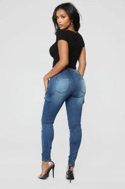 Fashion Nova Major Pain Cargo Jeans - Medium Blue Wash