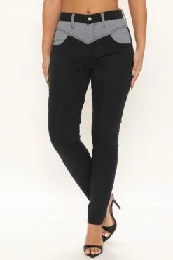 Fashion Nova Playin' Hard To Get Skinny Jeans - Black/combo