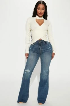 Fashion Nova Promises Premium Stretch Flare Jeans - Medium Wash