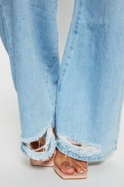 Fashion Nova Gwyneth Wide Leg Jeans - Medium Wash