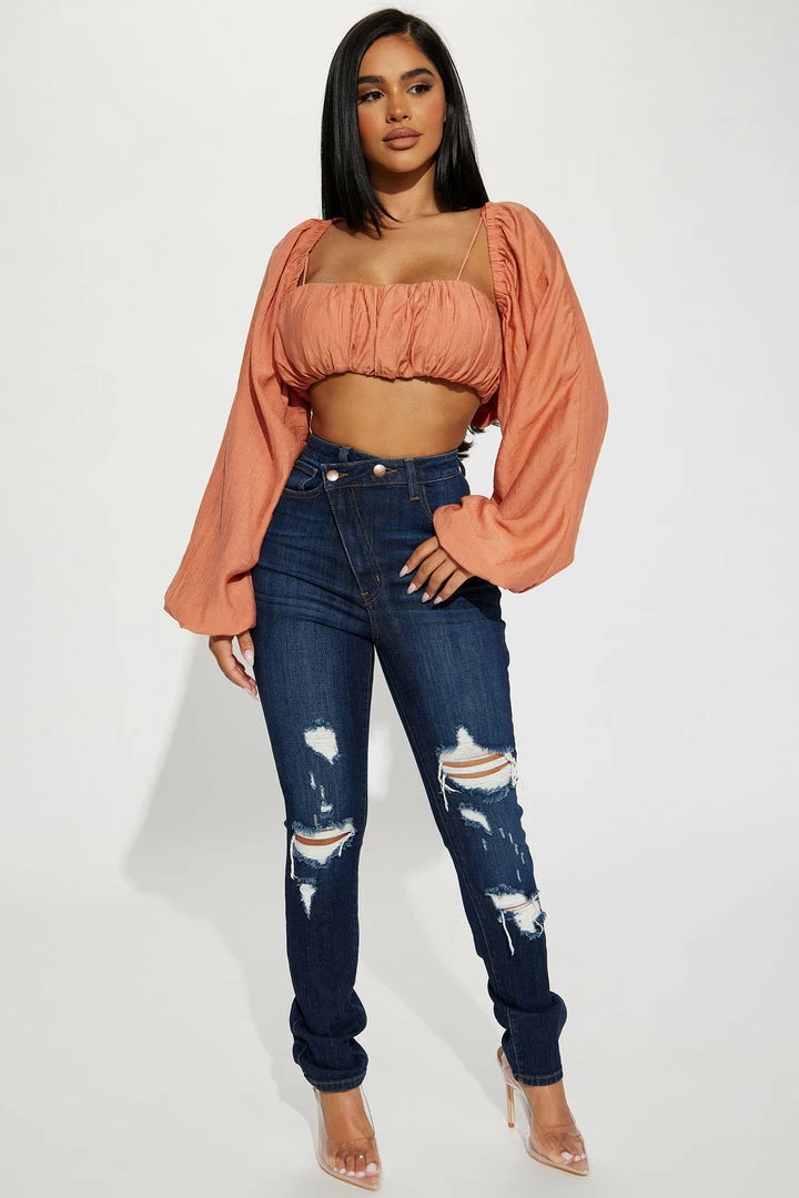 Flash Sale π― Fashion Nova Debut Distressed Crossover Skinny π Jeans - Dark Denim β 3 Fashion Nova Debut Distressed Crossover Skinny Jeans - Dark Denim