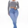 Fashion Nova Show Off The Curves Super Stretch Booty Lifter Skinny Jeans - Medium Blue Wash
