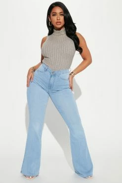 Fashion Nova Emma Super Stretch High Rise Flare Jeans - Medium Blue Wash