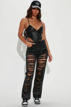 Fashion Nova Barely There Straight Leg Jeans - Black