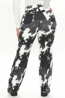 Fashion Nova Black Book Straight Leg Jeans - Black/White