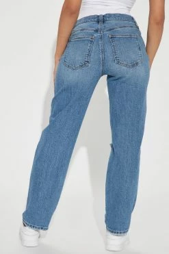 Fashion Nova Eyes On Me Boyfriend Jeans - Medium Wash