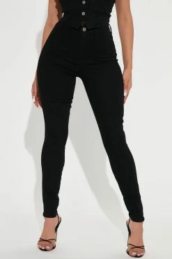 Fashion Nova Star Quality Super Stretch Sculpting Skinny Jeans - Black