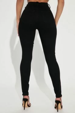 Fashion Nova Star Quality Super Stretch Sculpting Skinny Jeans - Black