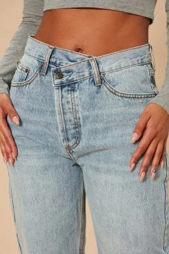Fashion Nova Crossover Straight Leg Jeans - Light Blue Wash