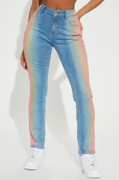 Fashion Nova In Motion Gradient Skinny Jean - Medium Wash Skinny Jeans