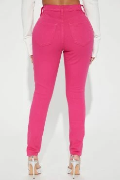Fashion Nova Exposed Heart Button Stretch Skinny Jeans - Pink