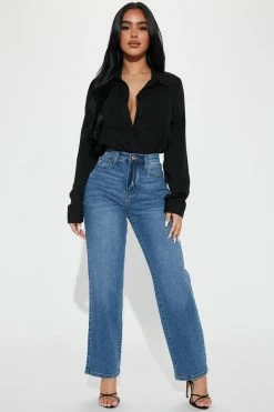 Fashion Nova Petite Night Out In Paris Straight Leg Jeans - Medium Blue Wash Skinny Jeans