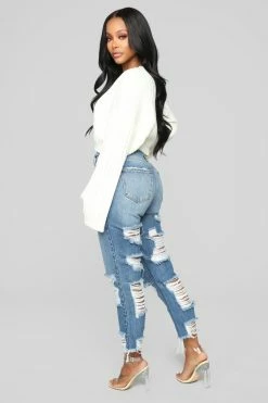 Fashion Nova Bennie Boyfriend Jeans - Medium Blue Wash