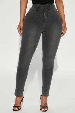 Fashion Nova Petite Ray Skinny Jeans - Grey