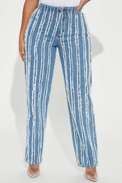 Fashion Nova Step It Up Frayed Straight Leg Jean - Medium Blue Wash Straight Leg Jeans