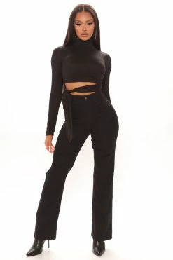 Fashion Nova Classic Carolina High Rise Straight Leg Jeans - Black