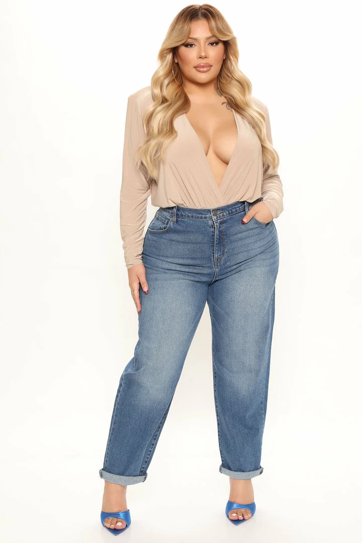 Fashion Nova Hometown Cutie Mom Jeans - Medium Blue Wash