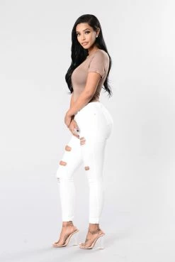 Flash Sale 💯 Fashion Nova Lifestyle 👖 Jeans - White Skinny 👖 Jeans 🛒 17 Fashion Nova Lifestyle Jeans - White Skinny Jeans